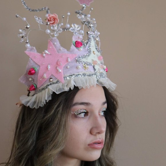 Girly Girl Star Crown - Picture 4 of 5